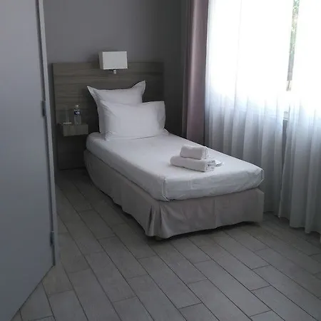 Le Poseidon Hotel